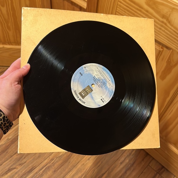 Joni Mitchell Vintage Vinyl Record, Court and Spark - Picture 5 of 6
